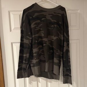Time and Tru Women's Camouflage Crew Neck Sweater
